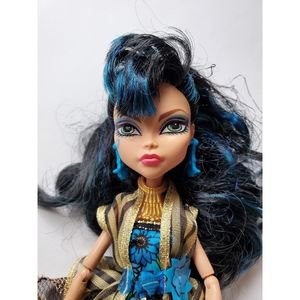 Monster High - Cleo De Nile - Gloom and Bloom
